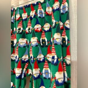 PJ Place men’s Gnome pajama pants. Sz. L